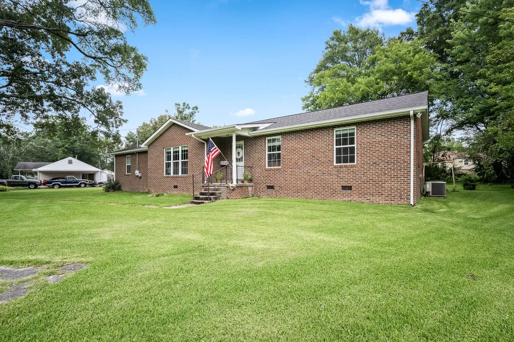 114 Ragan Street Tullahoma TN 37388