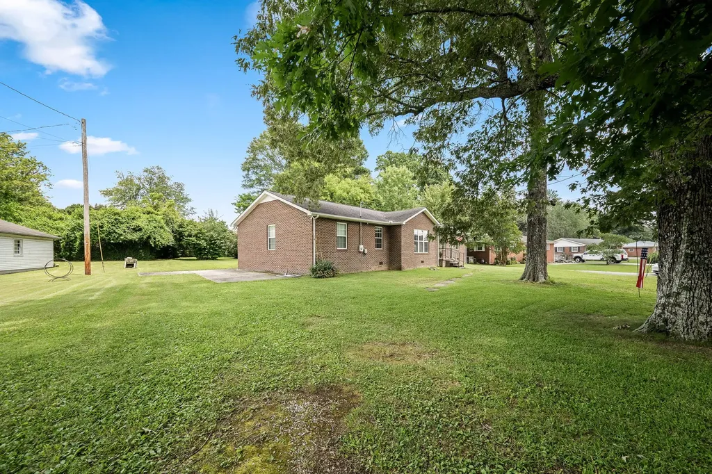 114 Ragan Street Tullahoma TN 37388