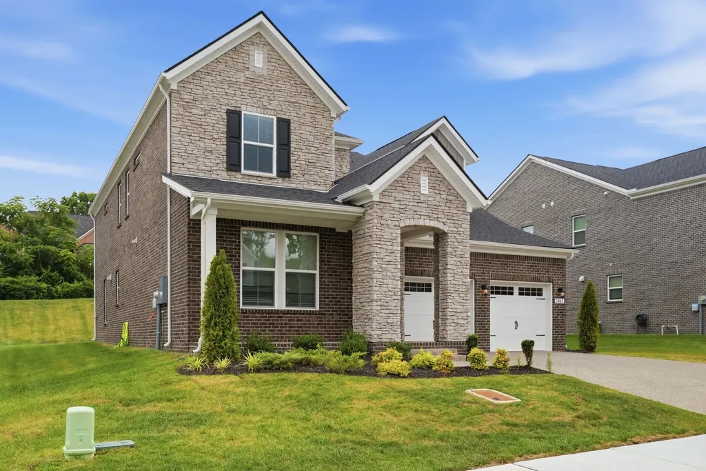 1061 Sycamore Estates Nashville TN 37211