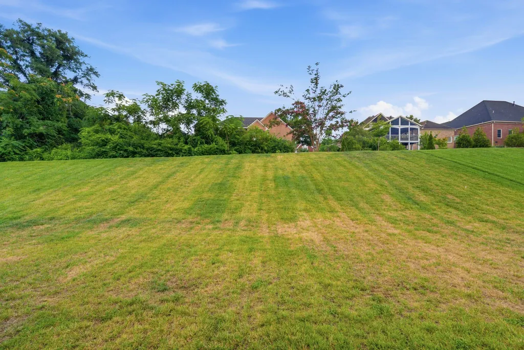 1061 Sycamore Estates Nashville TN 37211
