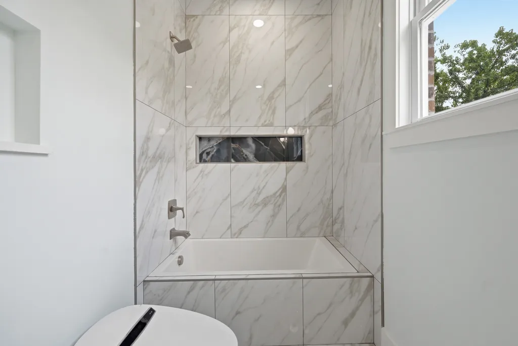 2353 Cooper Terrace Nashville TN 37216