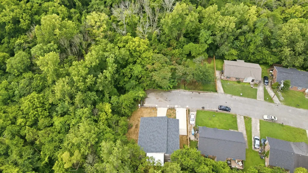 2353 Cooper Terrace Nashville TN 37216