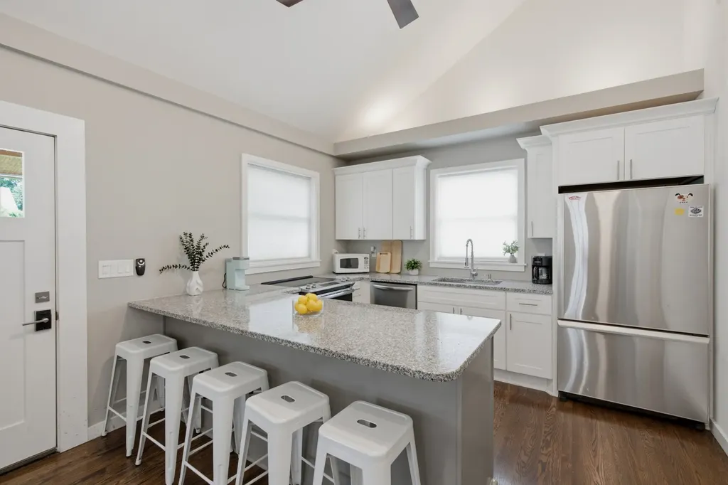 1901 Riverside Drive Nashville TN 37216