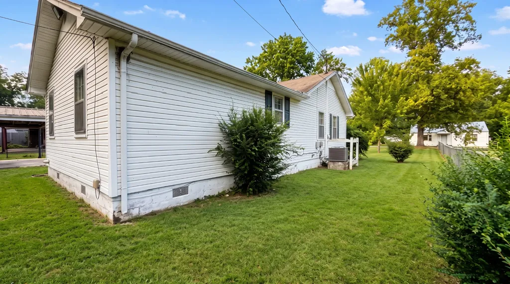 138 Ham Street Tullahoma TN 37388