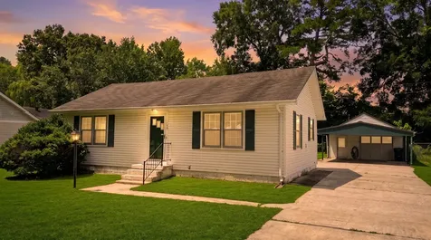 138 Ham Street Tullahoma TN 37388