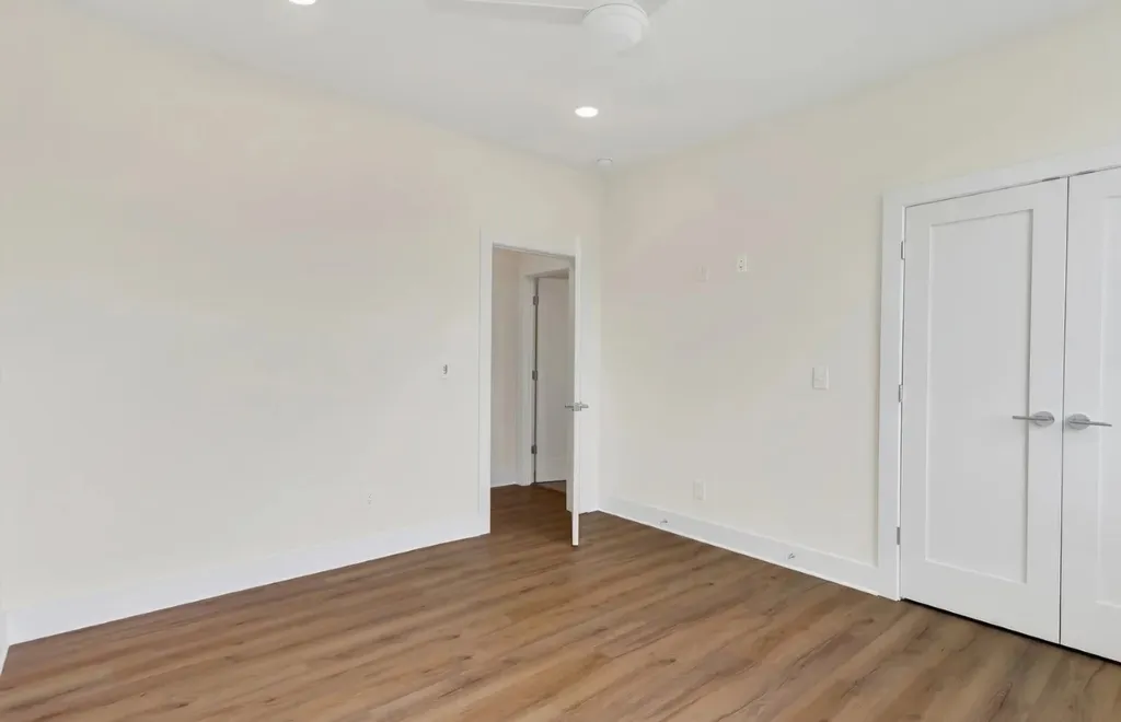 2430 Batavia Street Nashville TN 37208