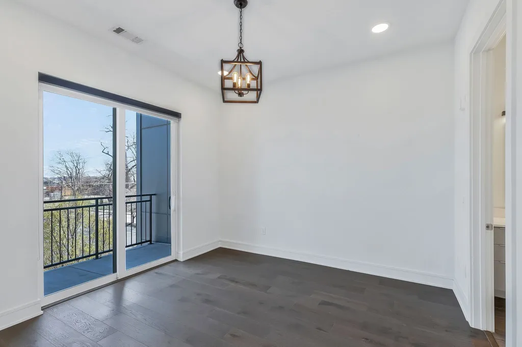 1125 10th Ave, N Nashville TN 37208