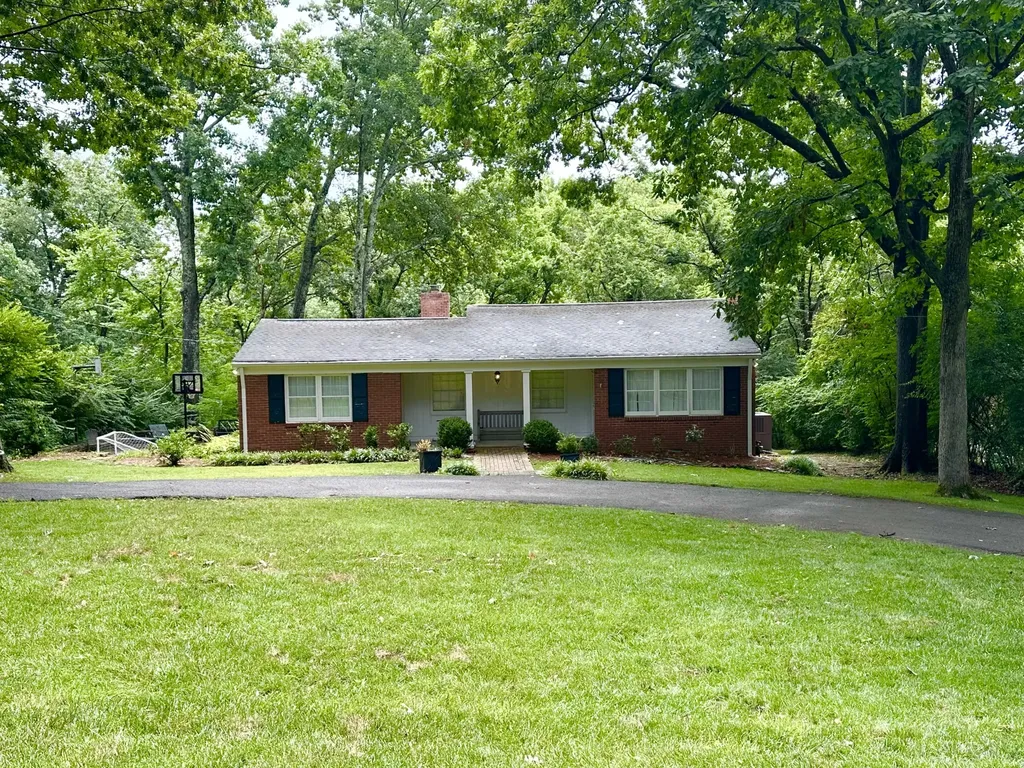 620 Royal Oaks Place Nashville TN 37205
