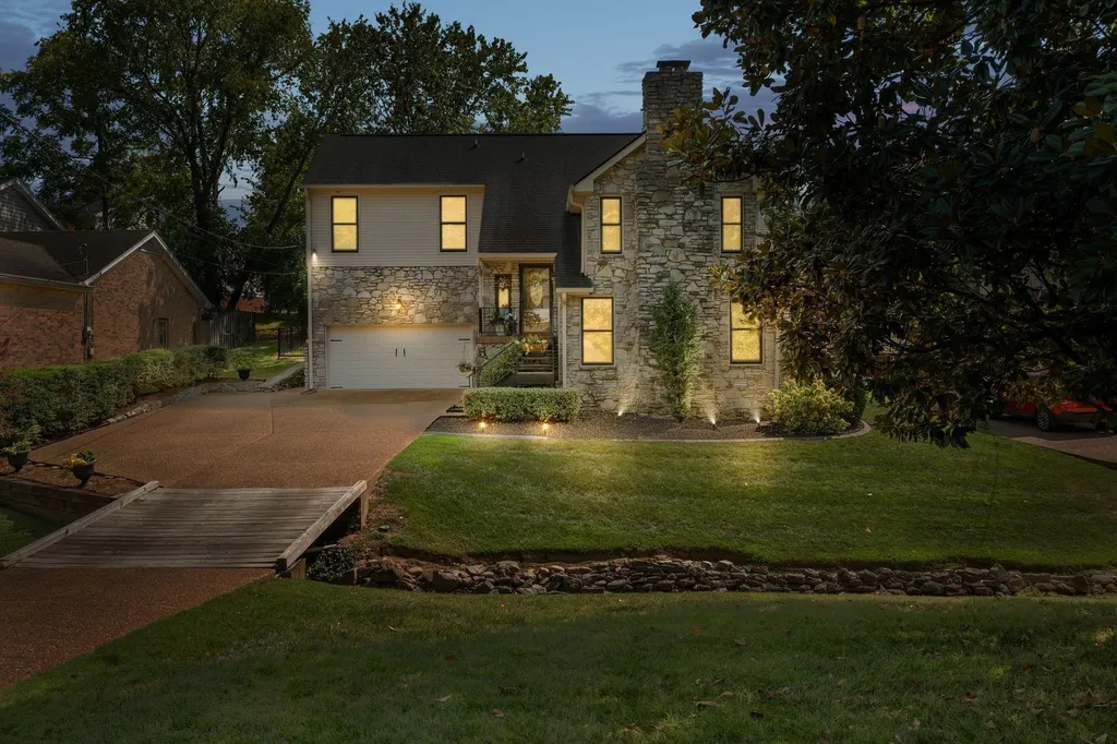 154B Spring Valley Road Nashville TN 37214