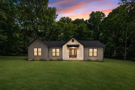 875 Little Leatherwood Road Vanleer TN 37181