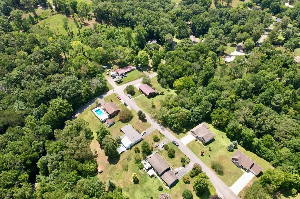 111 Hutton Court Dayton TN 37321