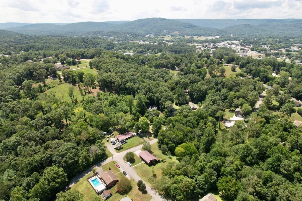 111 Hutton Court Dayton TN 37321