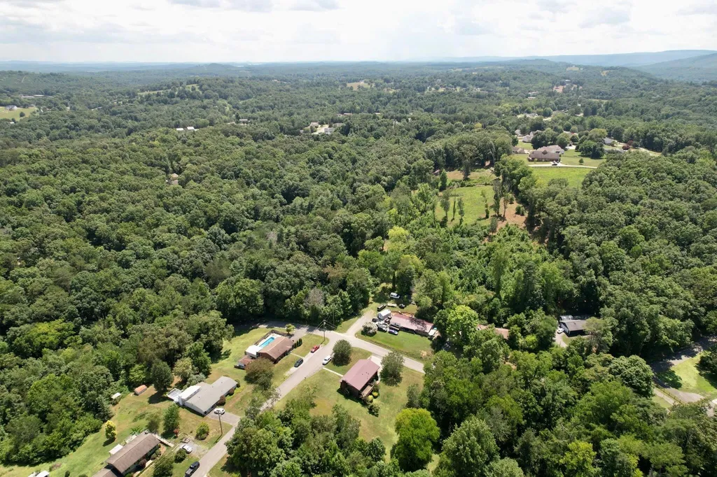 111 Hutton Court Dayton TN 37321