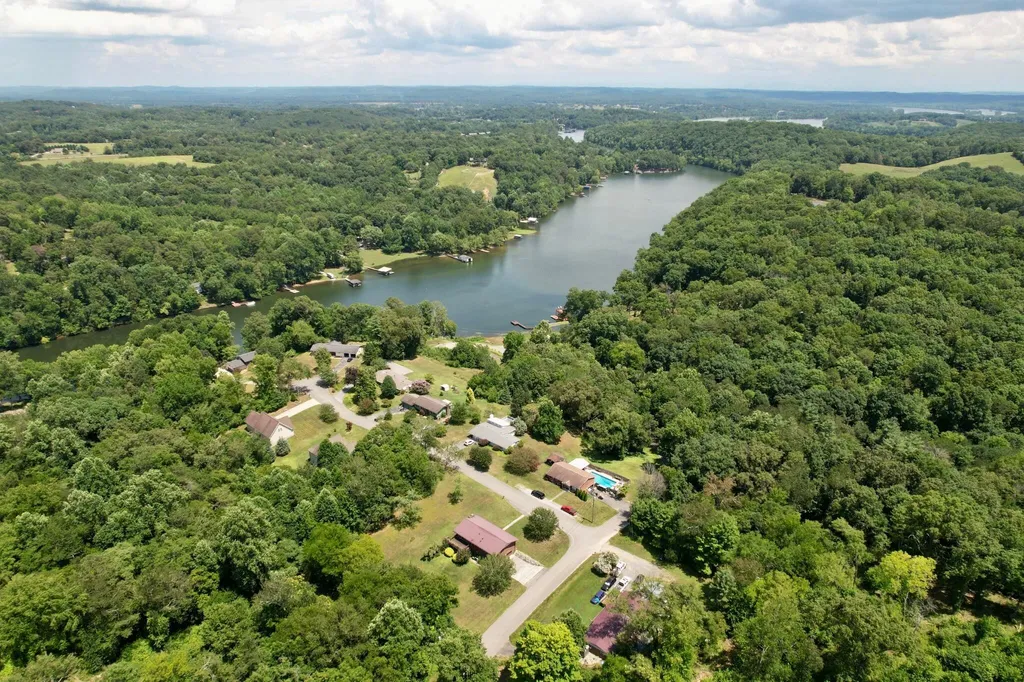 111 Hutton Court Dayton TN 37321