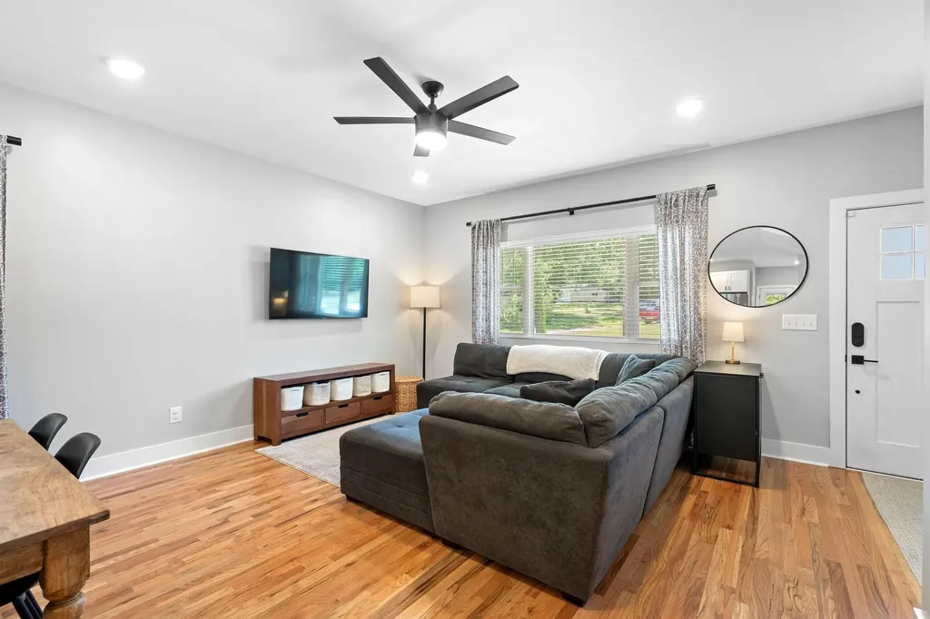 116A Broadway Old Hickory TN 37138