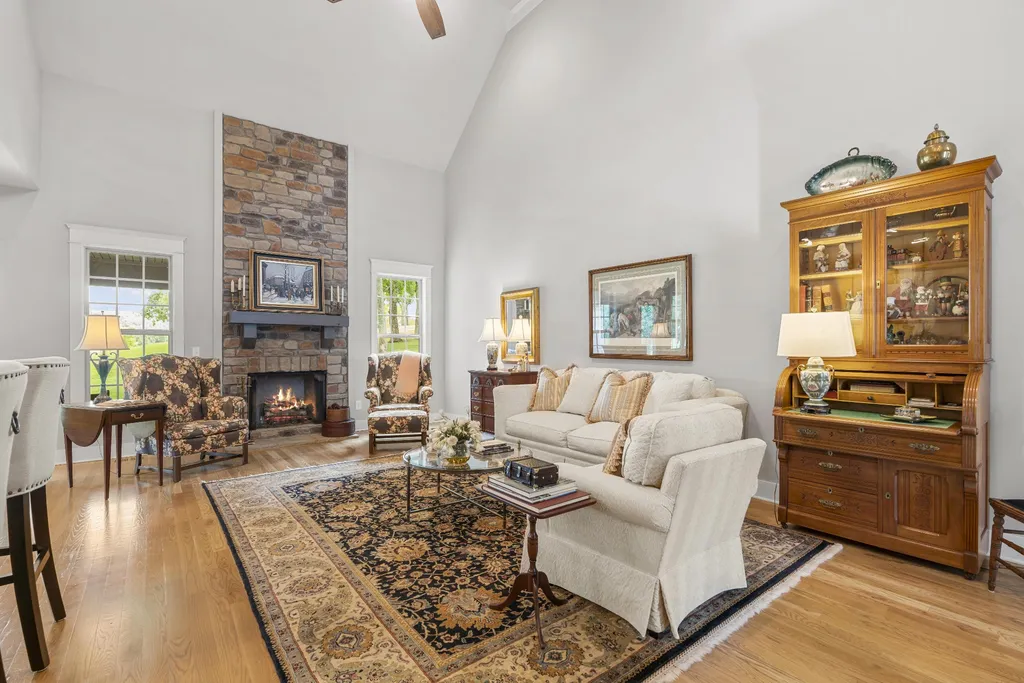 239 Spy Glass Way Hendersonville TN 37075