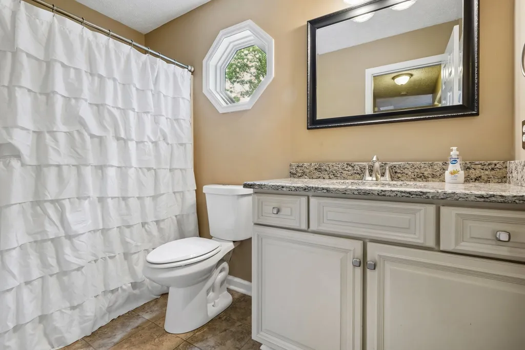 1174 Anna Rebecca Court Kingston Springs TN 37082