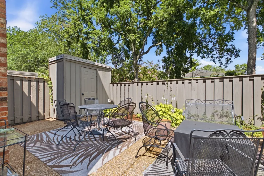 4400 Belmont Park Terrace Nashville TN 37215