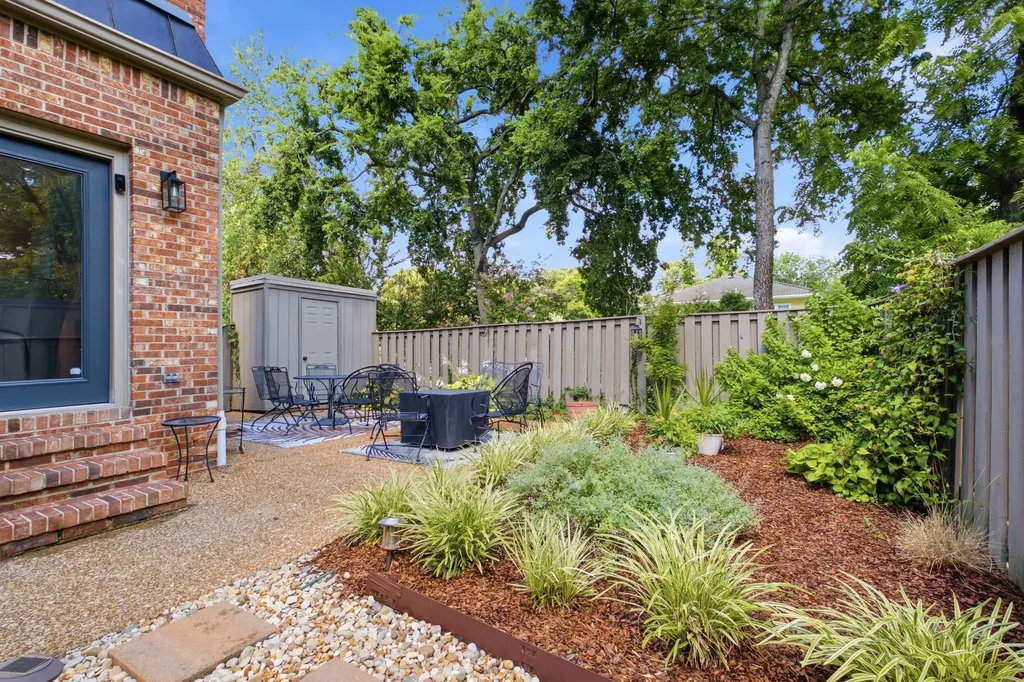 4400 Belmont Park Terrace Nashville TN 37215