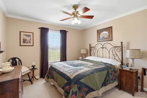 262 Green Grass Way Manchester TN 37355