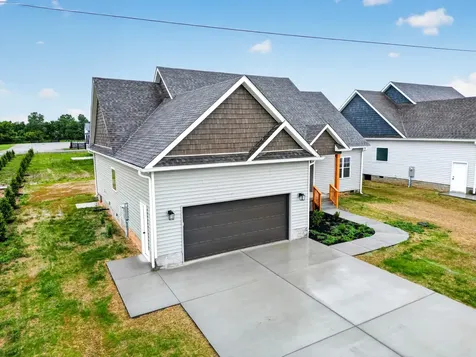 703 Lasters Avenue Elkton KY 42220