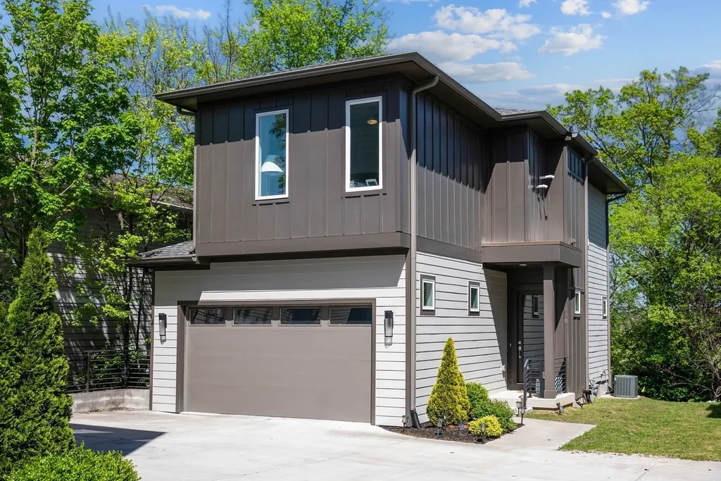 98B Oceola Avenue Nashville TN 37209