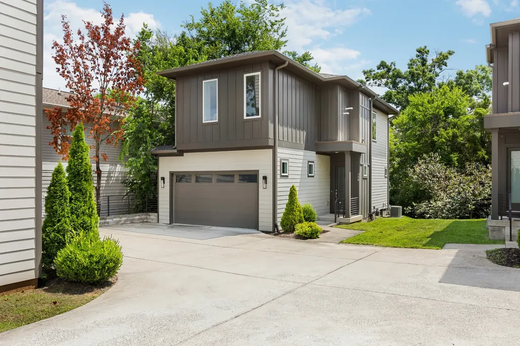 98B Oceola Avenue Nashville TN 37209