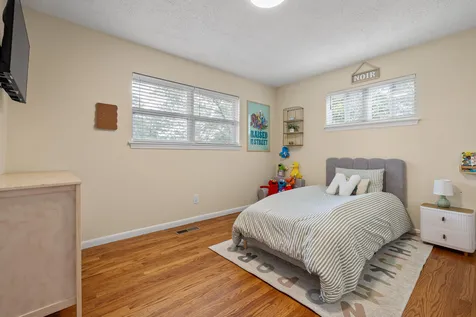 3805 Rollingwood Drive Chattanooga TN 37406