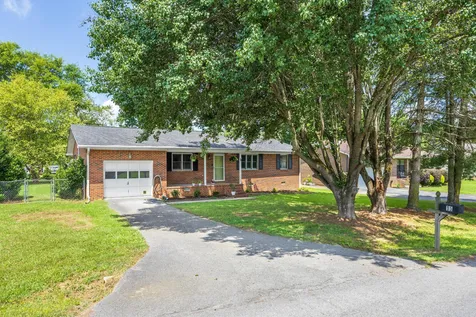 15 Boynton Terrace Ringgold GA 30736