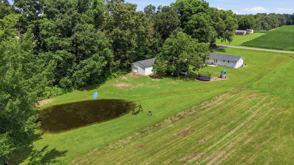 113 Old Quick Road Fayetteville TN 37334