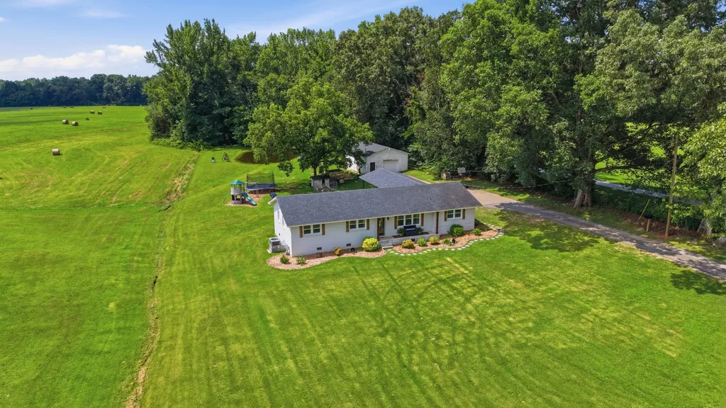 113 Old Quick Road Fayetteville TN 37334