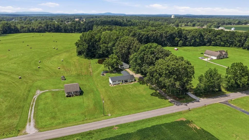 113 Old Quick Road Fayetteville TN 37334