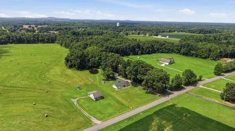 113 Old Quick Road Fayetteville TN 37334