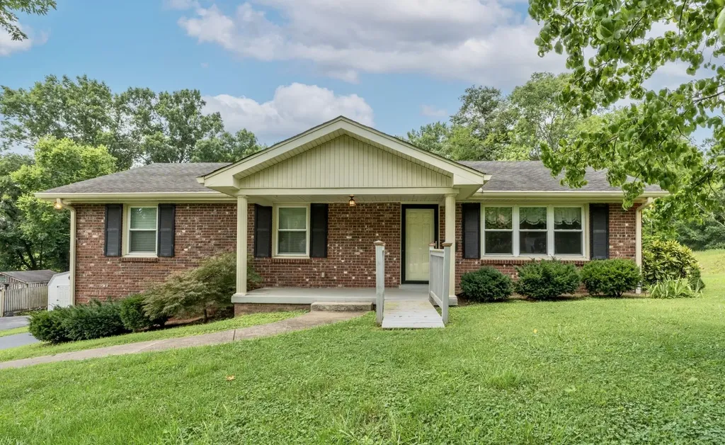506 Mathes Court Goodlettsville TN 37072