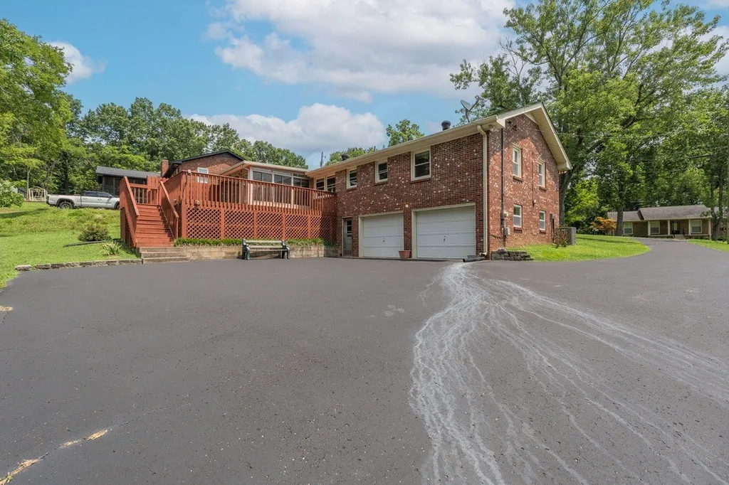 506 Mathes Court Goodlettsville TN 37072