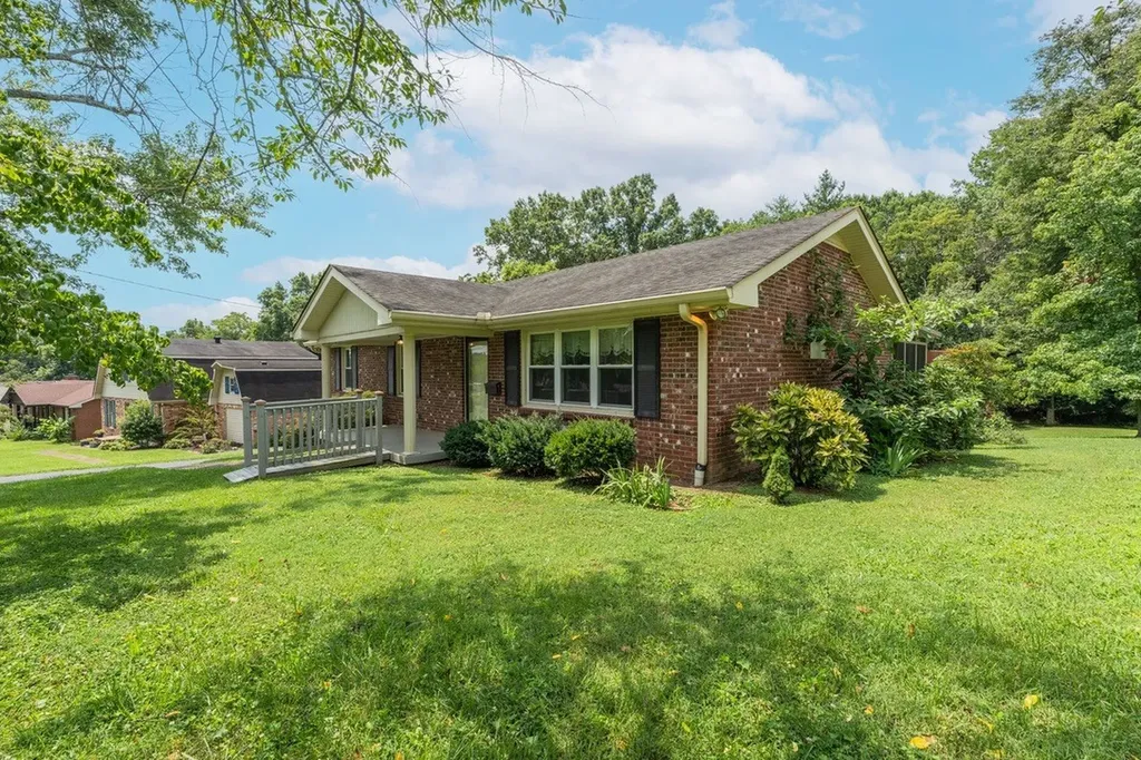 506 Mathes Court Goodlettsville TN 37072