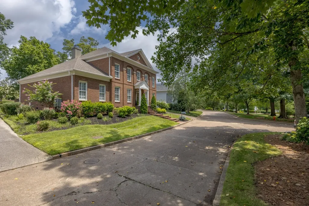 114 Dunham Springs Lane Nashville TN 37205
