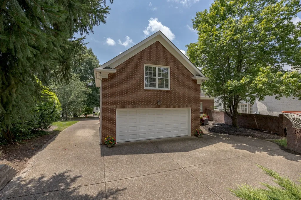 114 Dunham Springs Lane Nashville TN 37205
