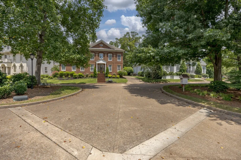 114 Dunham Springs Lane Nashville TN 37205