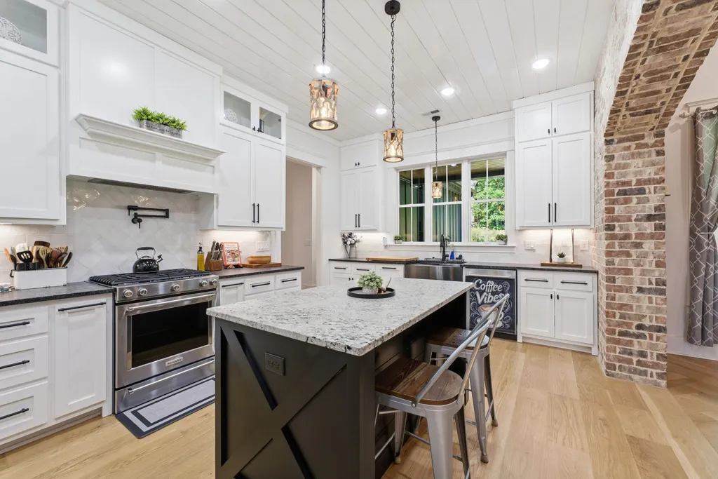 7451 Sleepy Hollow Road Fairview TN 37062