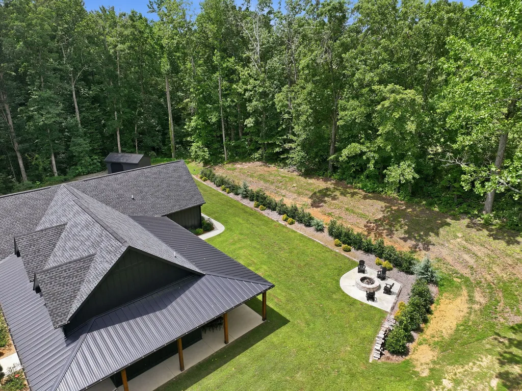 7451 Sleepy Hollow Road Fairview TN 37062