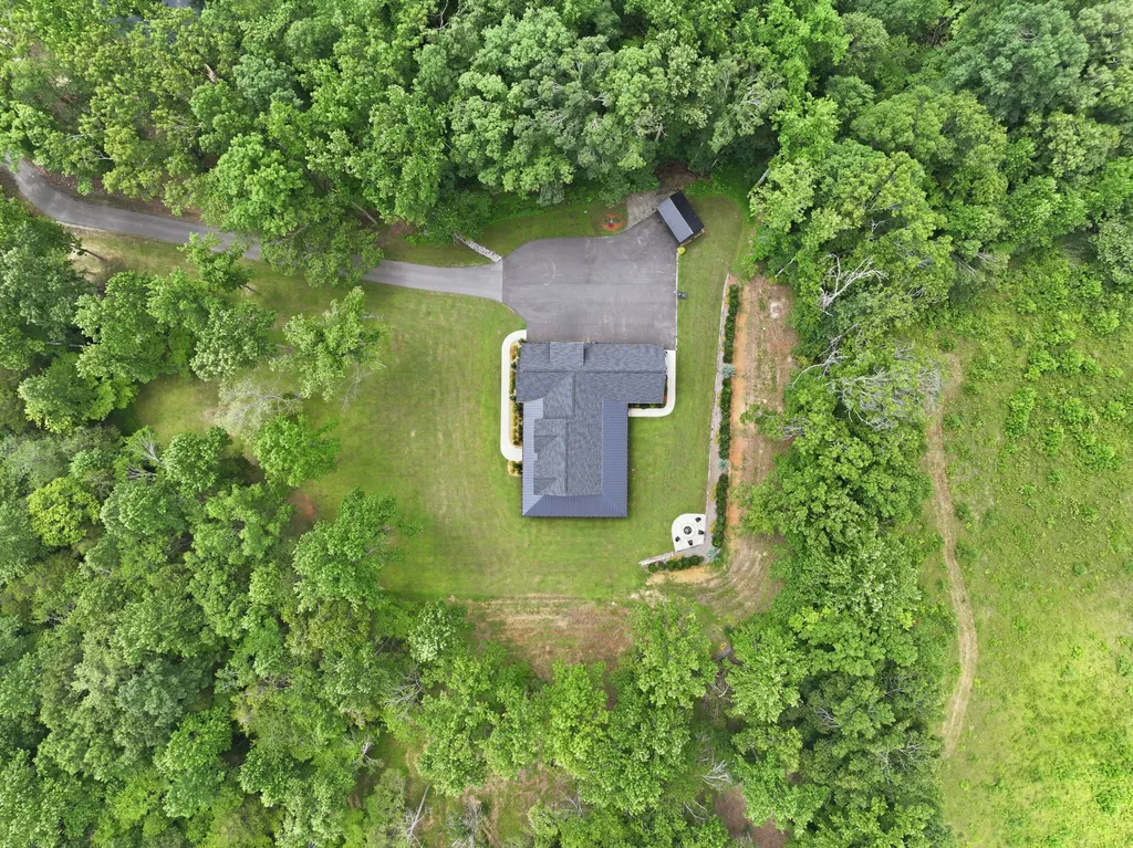 7451 Sleepy Hollow Road Fairview TN 37062