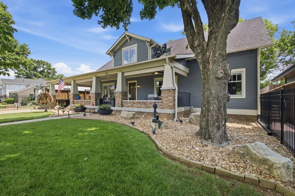 702 Skyview Drive Nashville TN 37206