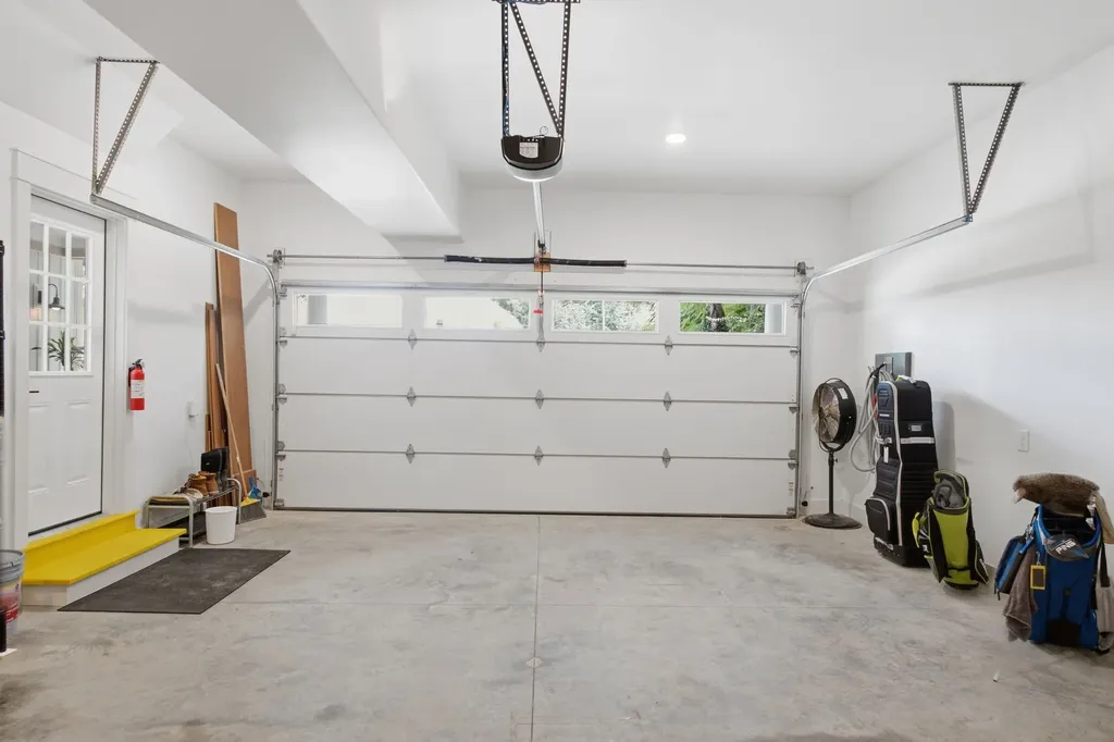 702 Skyview Drive Nashville TN 37206
