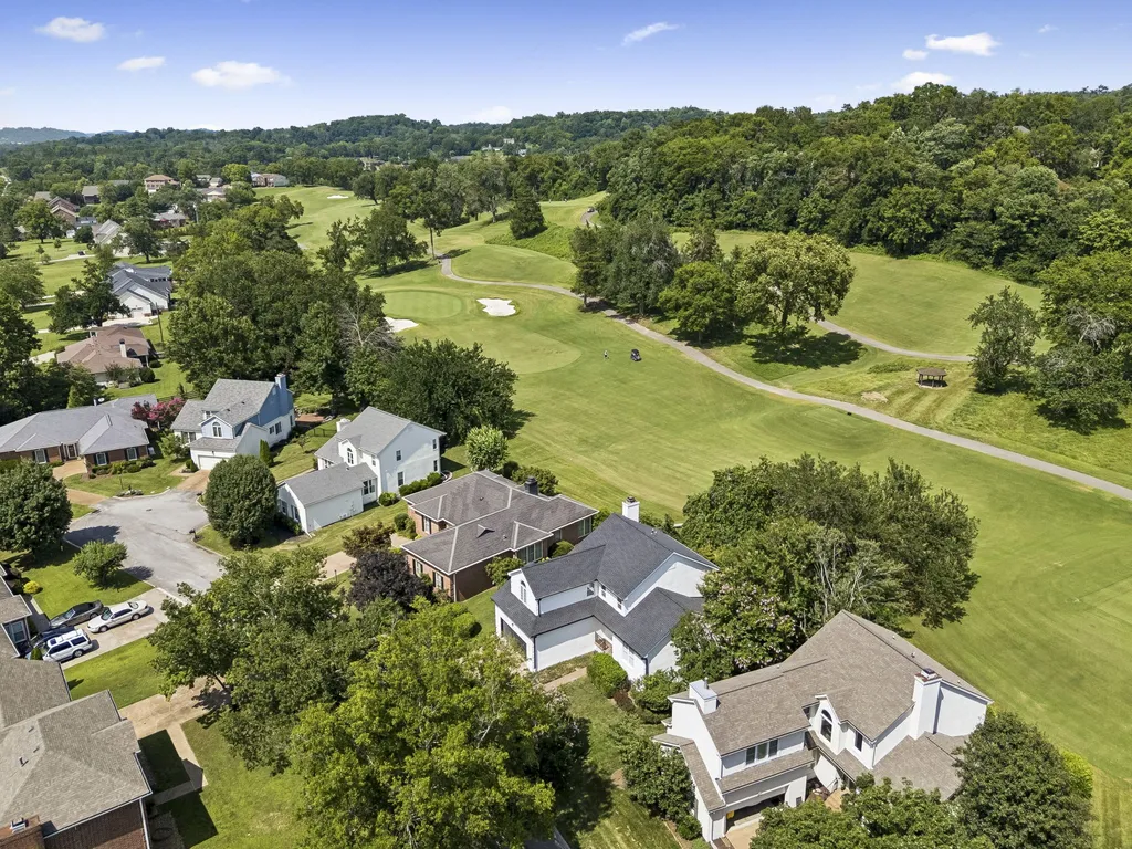 107 Collinwood Close Franklin TN 37069