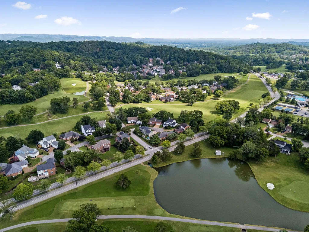 107 Collinwood Close Franklin TN 37069