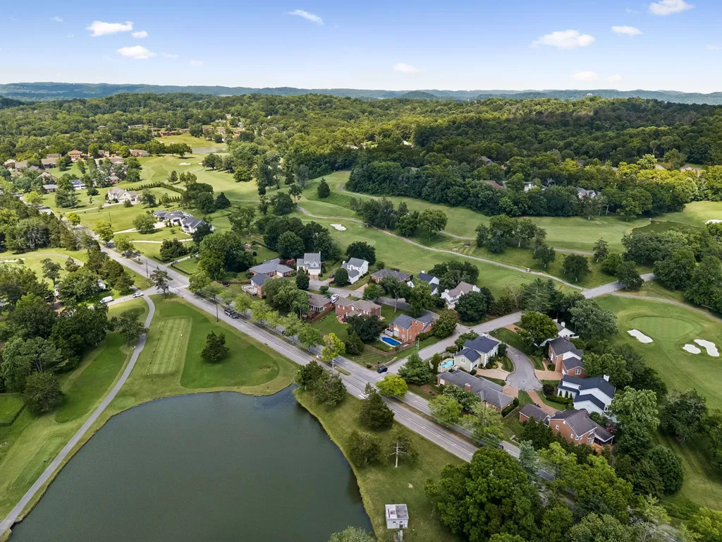 107 Collinwood Close Franklin TN 37069