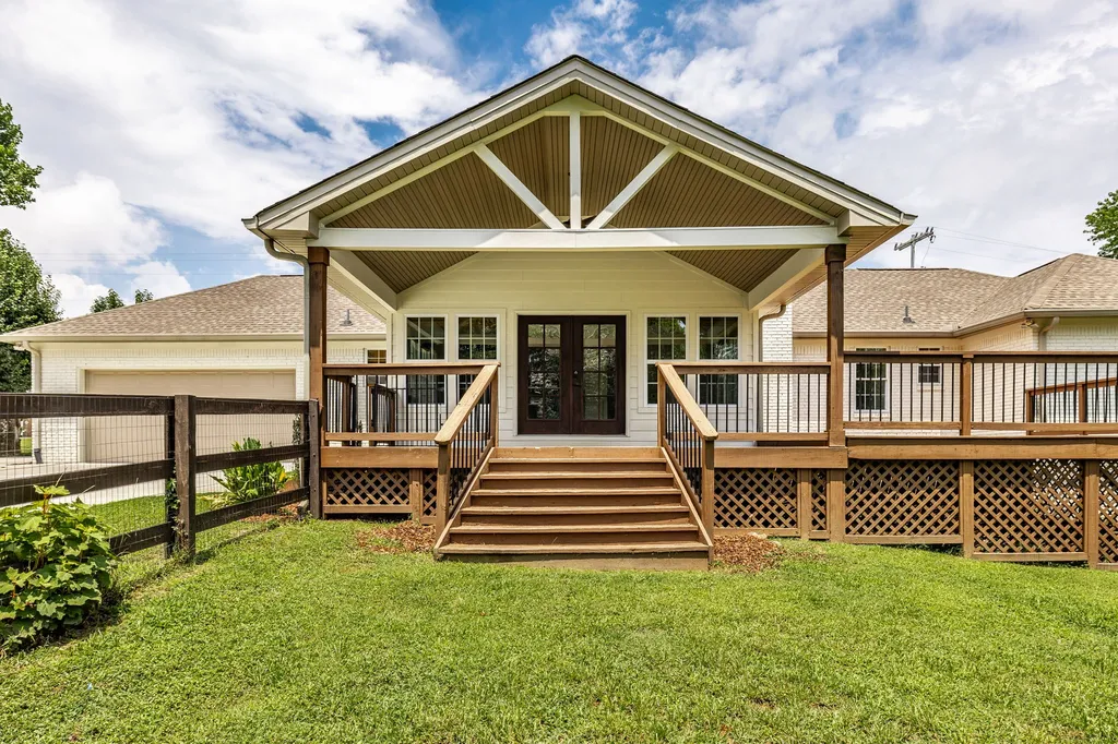 209 Brookhaven Drive Gallatin TN 37066