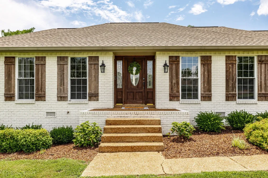 209 Brookhaven Drive Gallatin TN 37066
