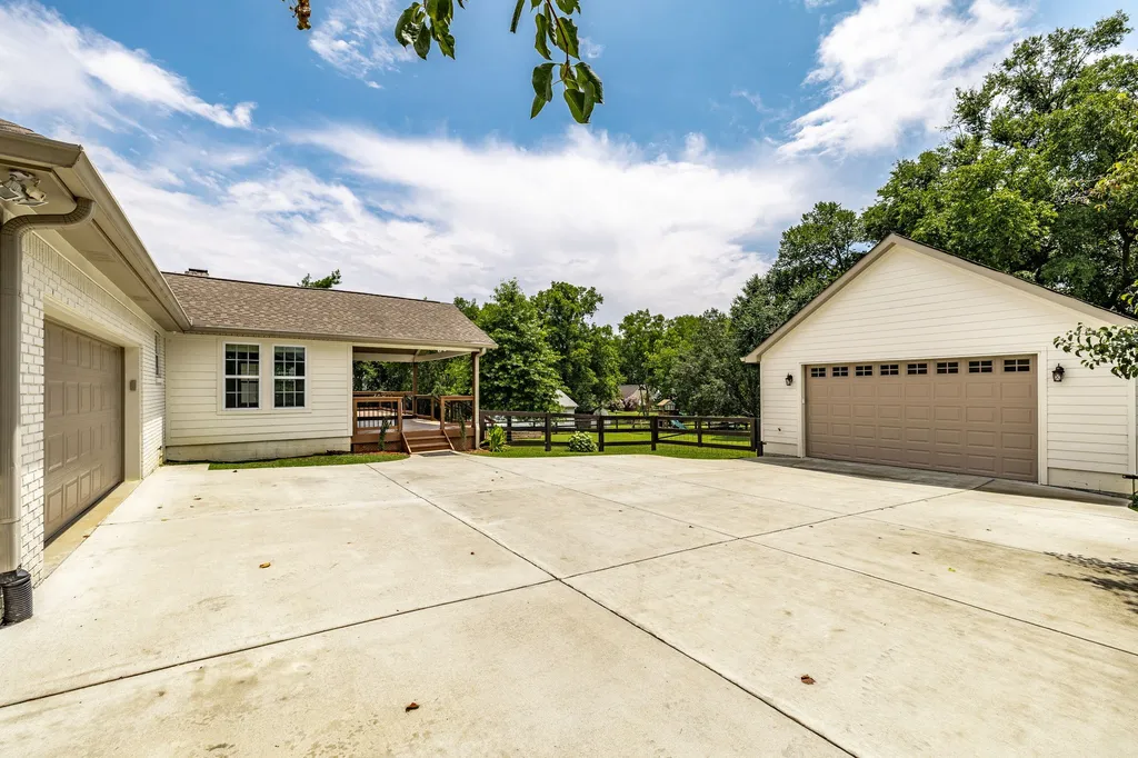 209 Brookhaven Drive Gallatin TN 37066